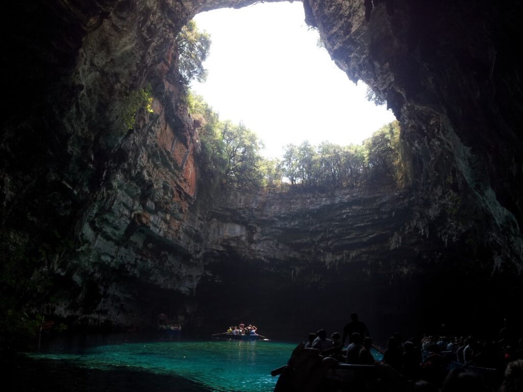 melissani lake cave kefalonia